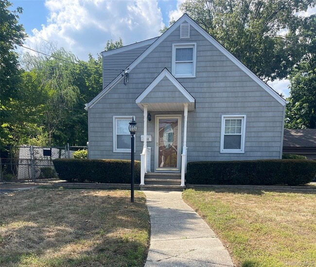 Building Photo - 1760 Slocum St
