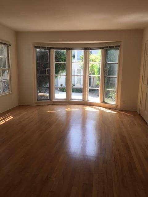 Building Photo - 609 Kelton Ave Rental