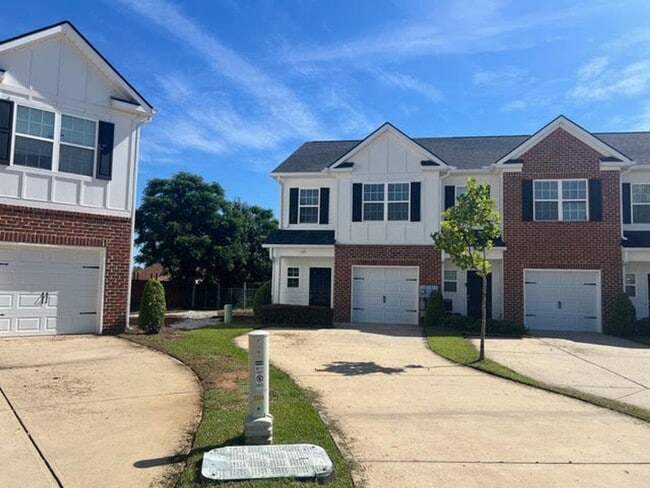 Building Photo - 723 Benelli Ct