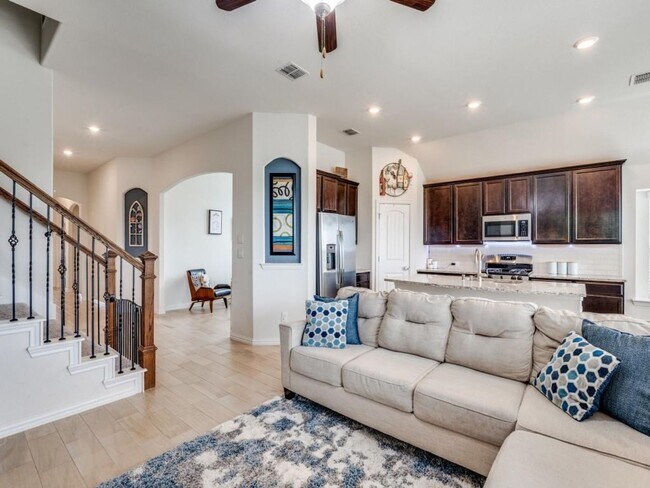Photo - Spacious Living, Resort-Style Amenities & Room for Everyone in Copper Creek!
