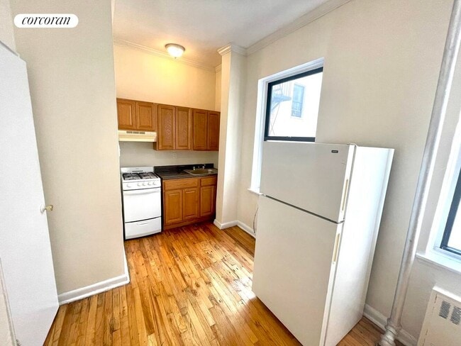 Building Photo - 612 W 137th St Rental