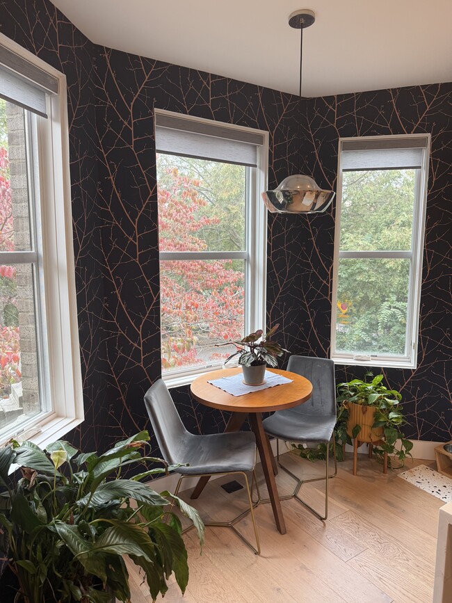 Photo - 1818 19th St NW Unidad 3