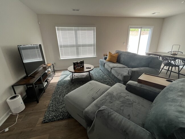 Photo - 109 Oakmont Valley Trl