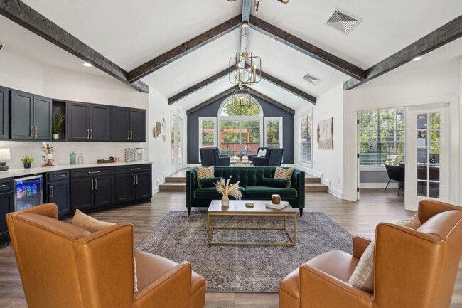 Building Photo - Avalon of Hermitage Rental
