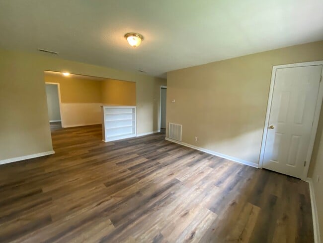 Photo - 2232 Basswood Pl SE Unit 2232 Basswood Place SE Apt B