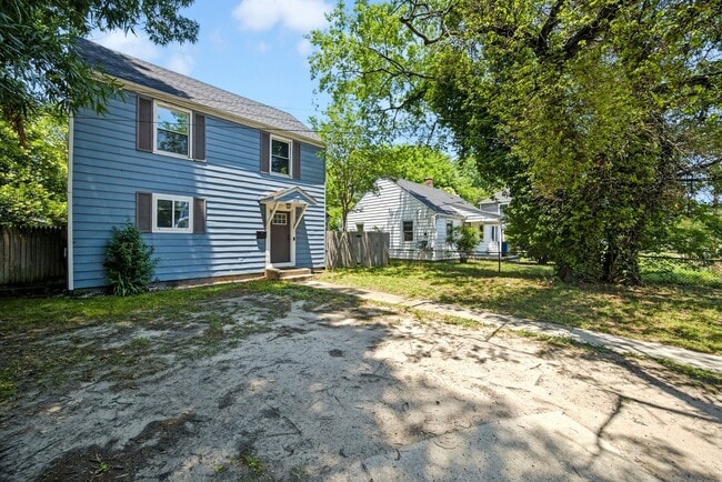 819 19th Pl