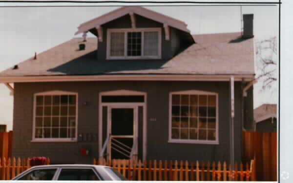 Photo - 917 Howard Ave