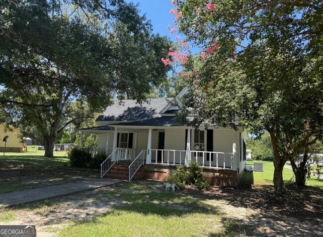 Photo - 604 Shy St
