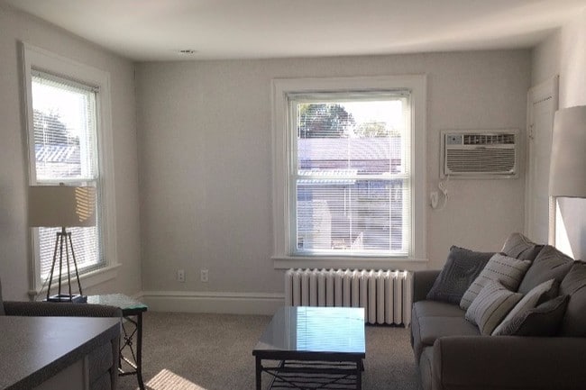 Living Room - 116 Walnut St Unit D