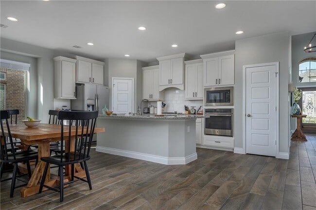 Photo - 6400 Llano Stage Trl