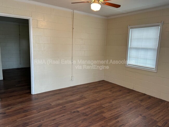 Photo - 909 Cleveland St