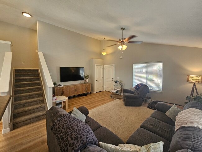 7431 Willowdale Dr