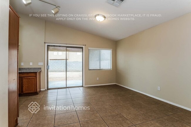 Photo - 1545 W Burgess Ln