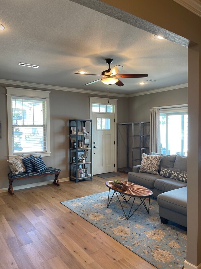 Photo - 3810 W Pawnee Rd