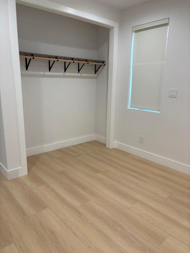 Photo - 18812 Pendergast Ave