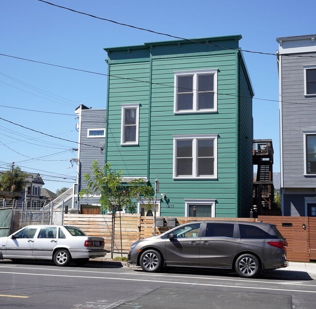 Building Photo - 1411 Peralta St Unit 1411