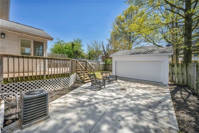 Photo - 3630 Raymont Blvd