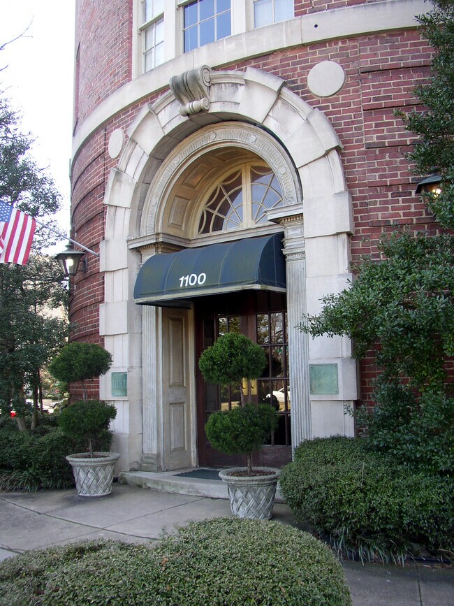 Main entrance off 27th Street South - Claridge Manor Apartments