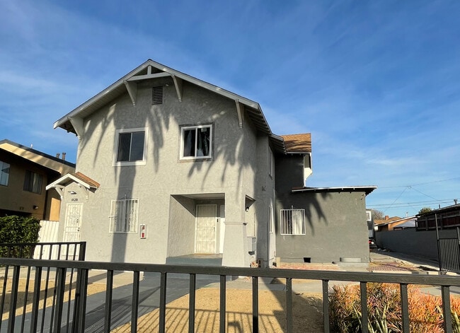 Building Photo - 11128 S Budlong Ave