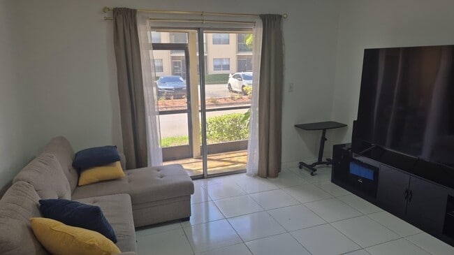 Photo - 4137 NW 88th Ave Unit 102