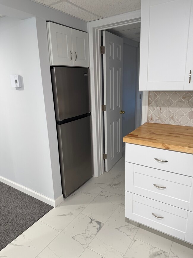 Photo - 105 Mohawk Ave