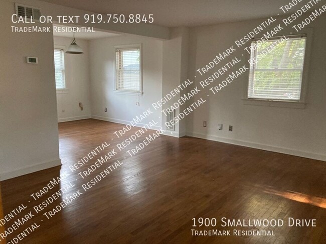 Photo - 1900 Smallwood Dr