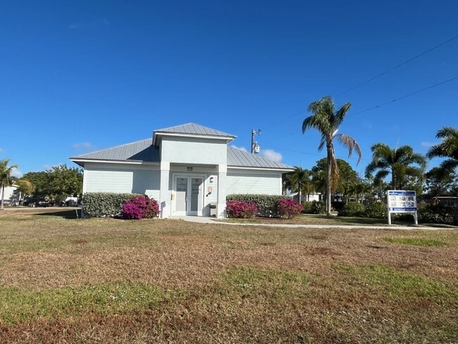 Photo - 173 Eland Dr