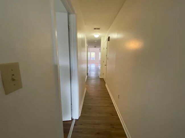 Photo - 1407 E Carson St Unit 3