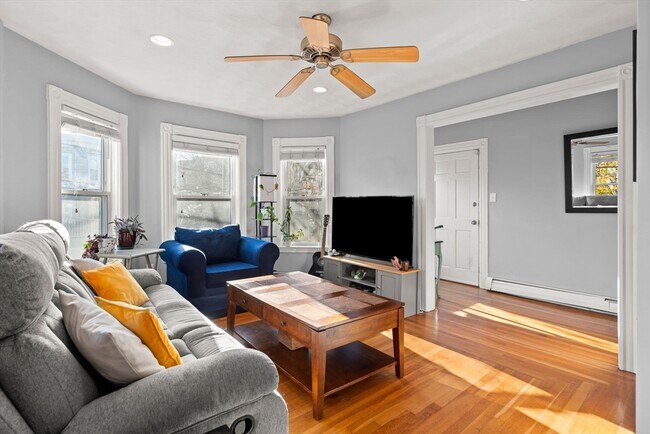 Photo - 64 Grant St Unidad 2 Rental