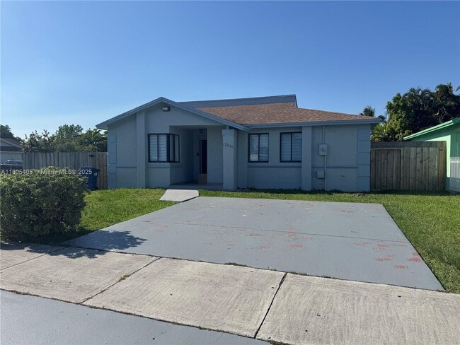 Photo - 12237 SW 193rd St House