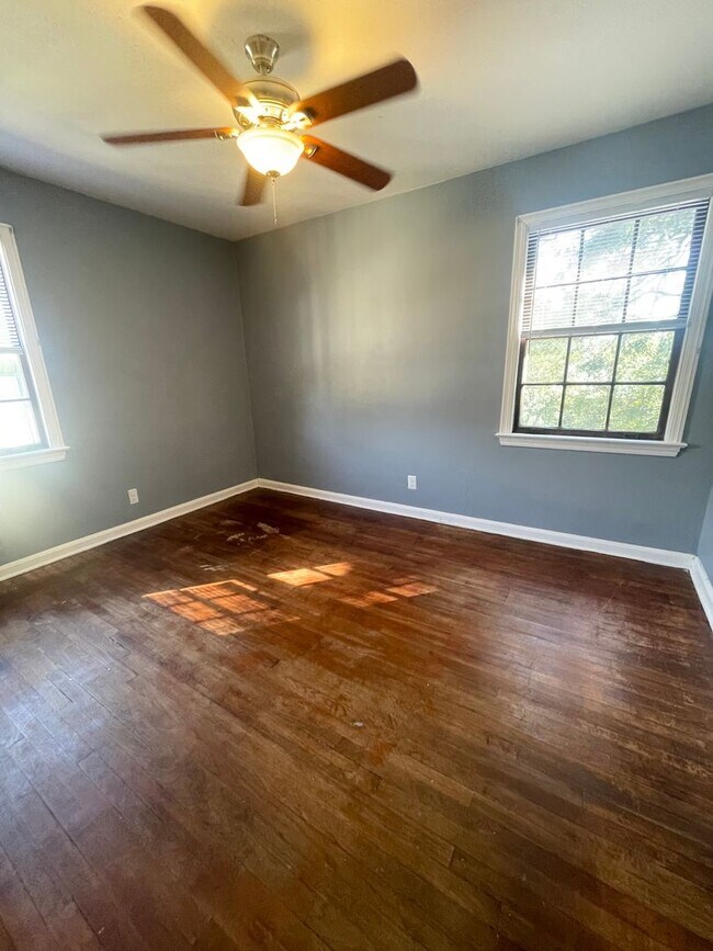Photo - REM29663           15 Unit 2966 Remington Street #3