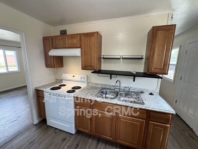 Photo - 607 Brookshire Ave