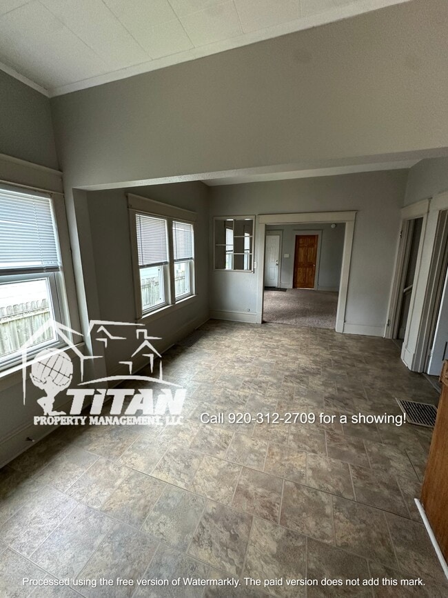 Photo - 426 W 9th Ave