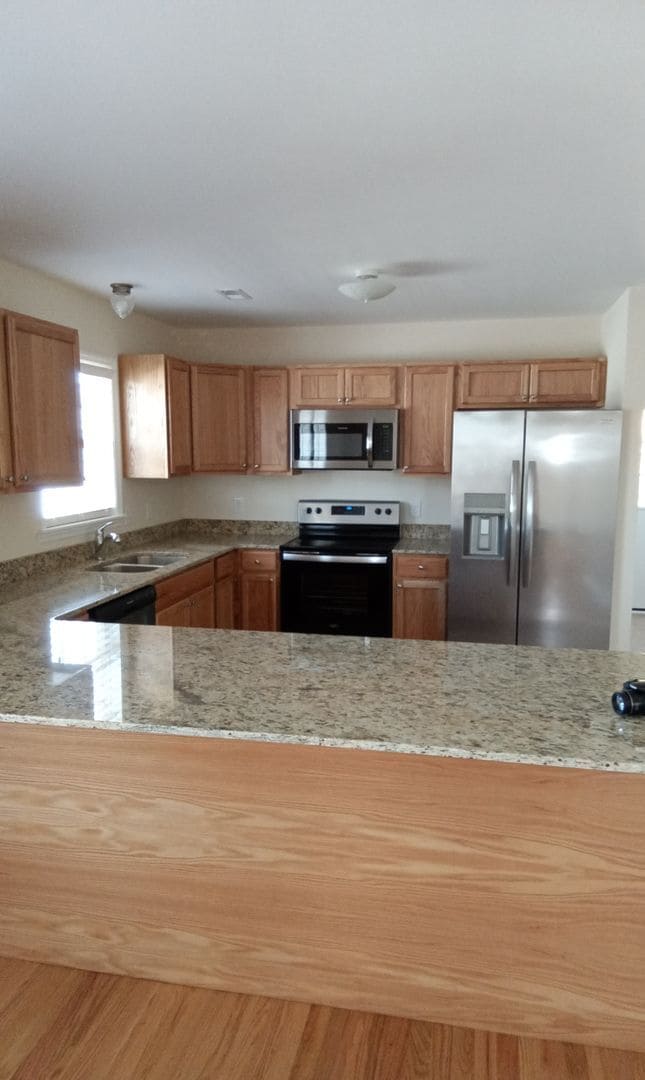 Photo - 513 Live Oak St