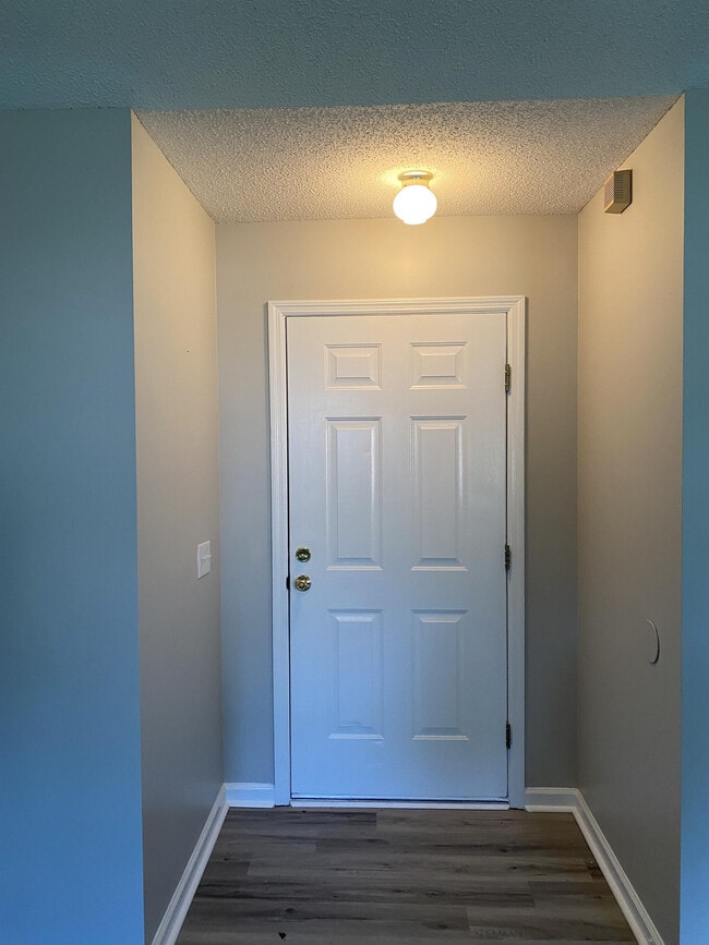 Photo - 293 Kenny Dr