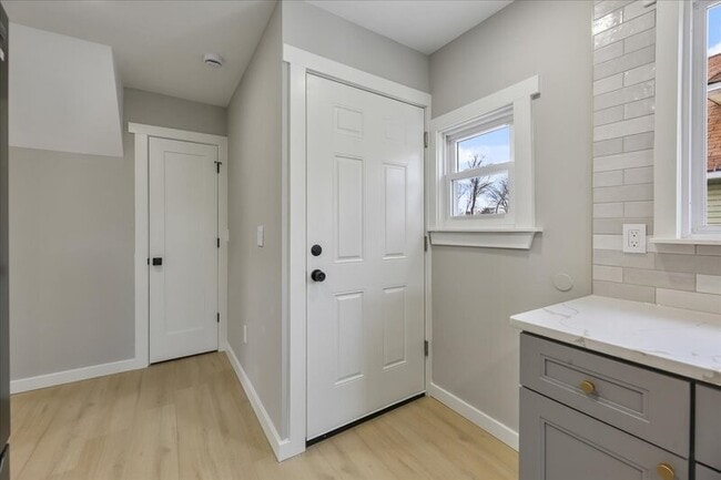 Photo - 143 Johnston Ave Unit 2