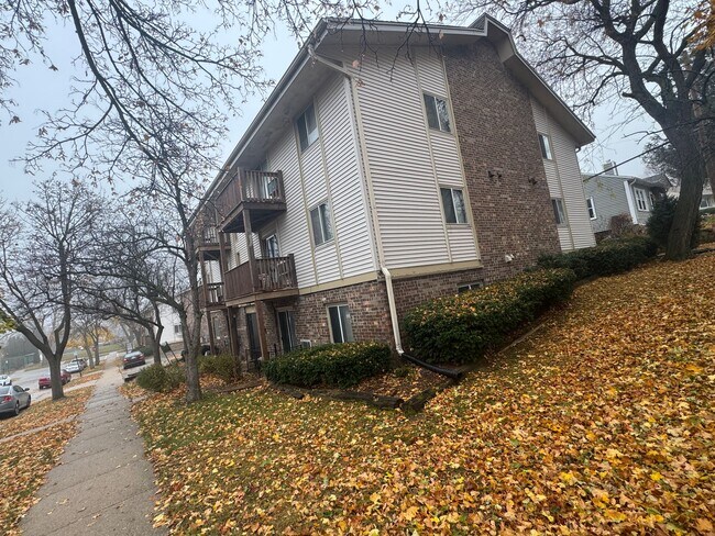 Photo - Lakeside Apartments - 1 Bedroom - Starting at $825.00 Unidad 3545 06