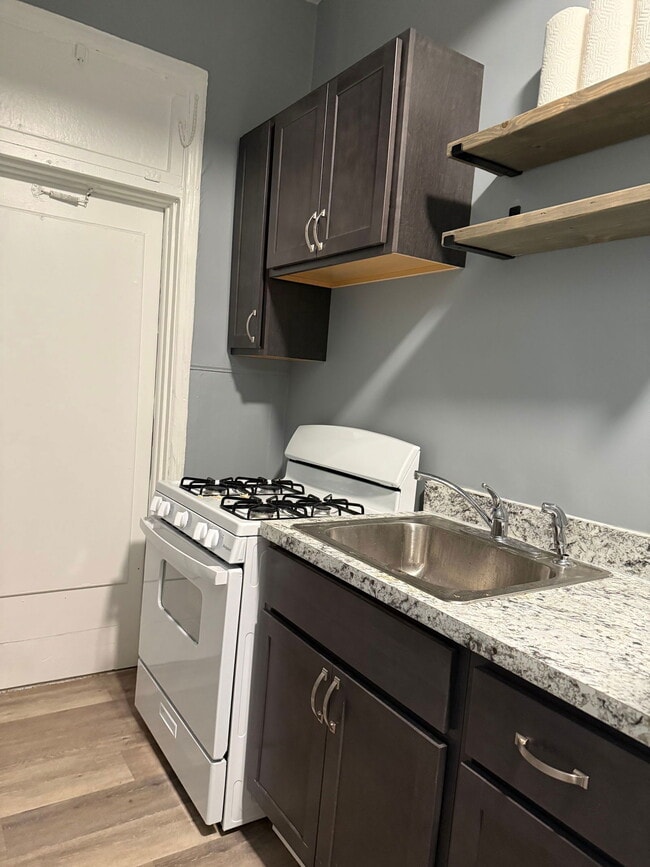 Photo - 446 N Duke St Unit 1f