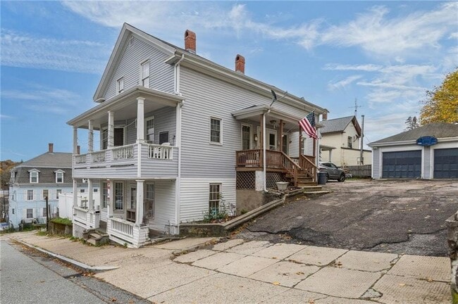 Photo - 84 Spring St