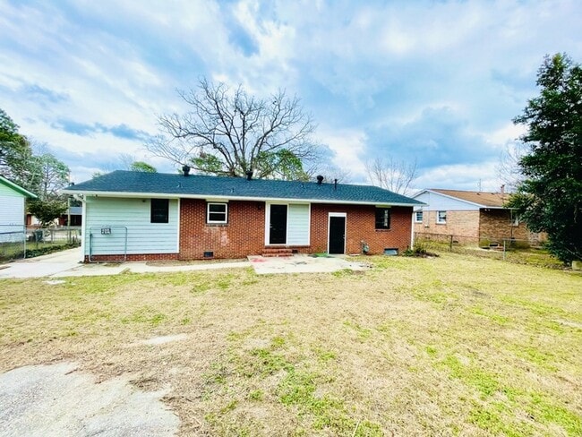 1842 Dewsberry Pl