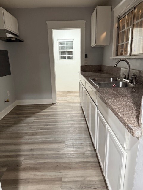 Photo - 636 W 75th St