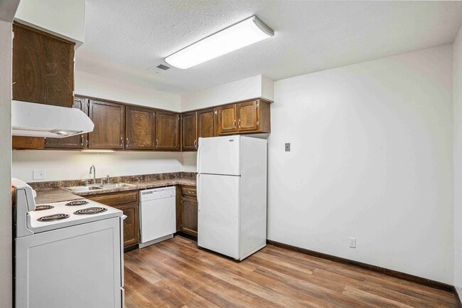 Sherwood Forest Apartments