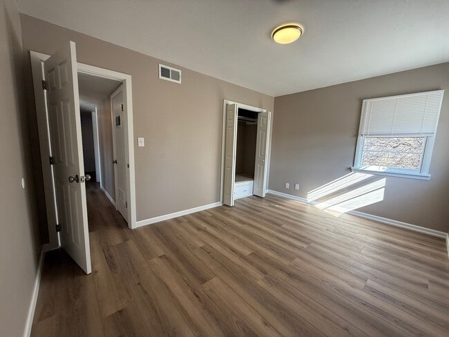 Photo - 1425 4th Ave NW