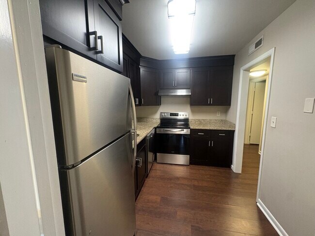 Photo - 1900 Richard Jones Rd Unit U3