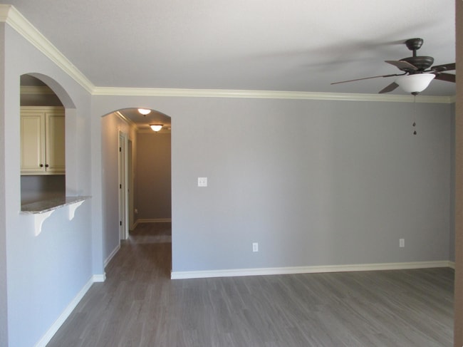 Living Room - 1323 Springhill Rd