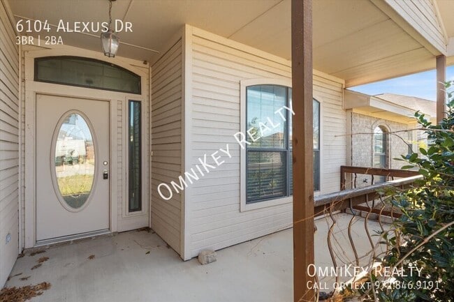 Photo - 6104 Alexus Dr