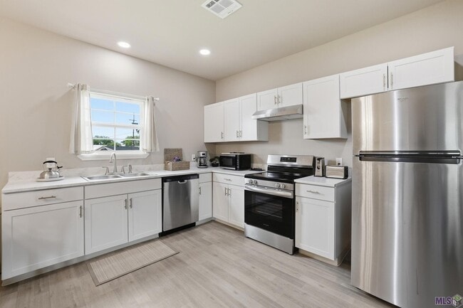 Photo - 1406 Bonvillain St