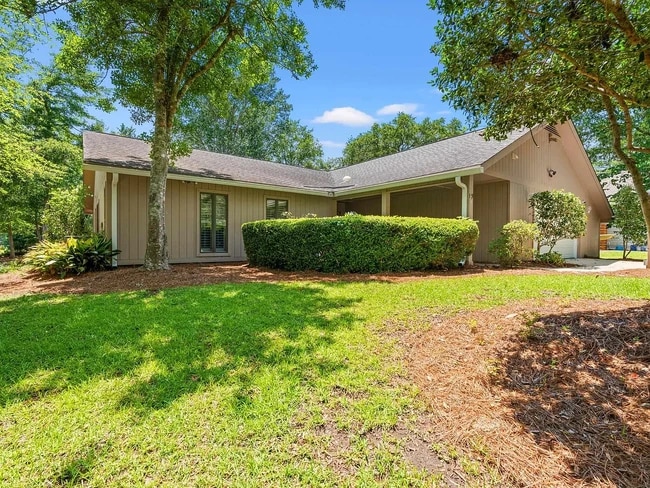 Photo - 149 Old Cedar Loop