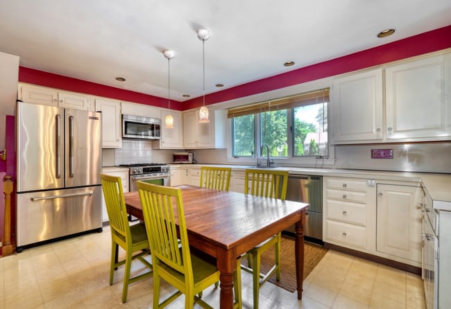 Photo - 65 Sherburne Rd S