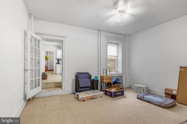 Photo - 218 Grape St